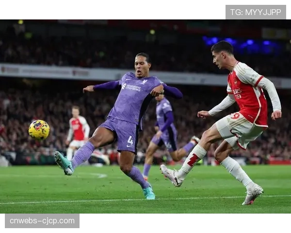 阿森纳赛前训练重点演练高位压迫被破后的快速回位防守